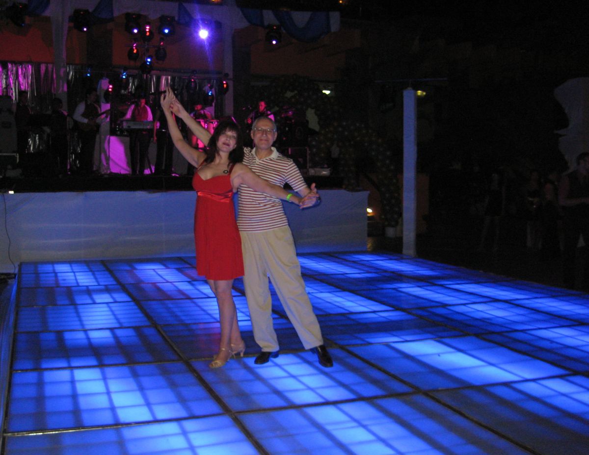 Tibor and Megan of Dance First Calgary dancing (6)